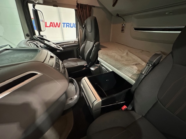 DAF XF 480 6×2 Midlift Tractor Unit