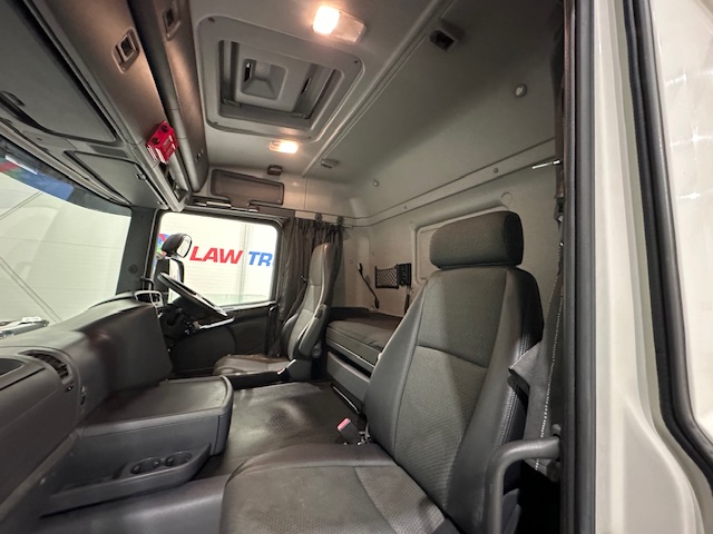 Scania G410 4×2 Sleeper Cab Tractor Unit
