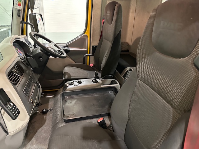 DAF LF 250 4×2 Rest Cab Tractor Unit