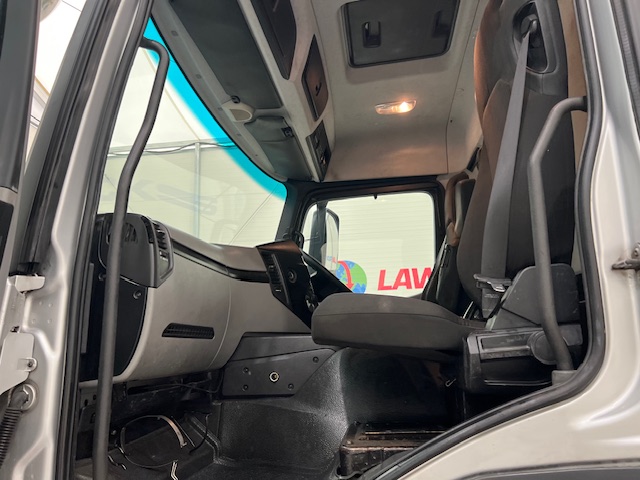 Mercedes Actros 2530 6×2 Day Cab Curtainsider