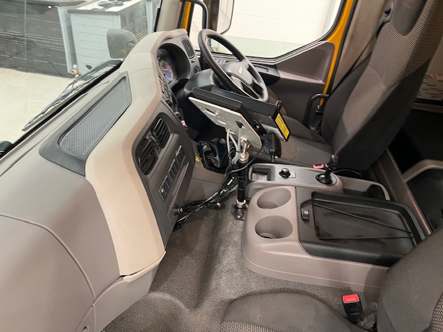 DAF LF 250 4×2 Sleeper Cab Gritter