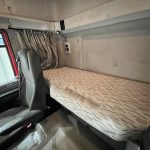 DAF CF 290 6×2 Rear Lift Sleeper Cab Curtainsider - thumbnail