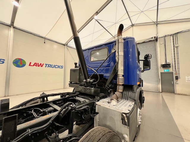 Scania P370 8×4 Rest Cab Tipper Manual