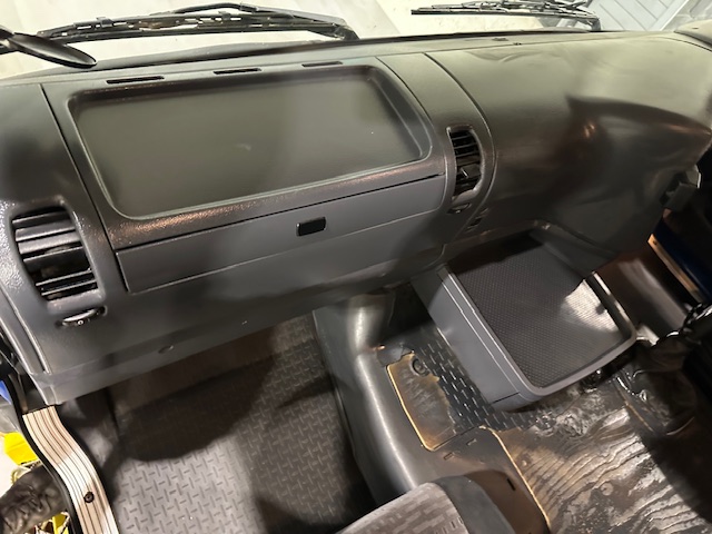 Scania R270 4×2 Sleeper Cab Box Van Manual