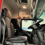 Mercedes Actros 2533 6×2 Sleeper Cab Curtainsider - thumbnail