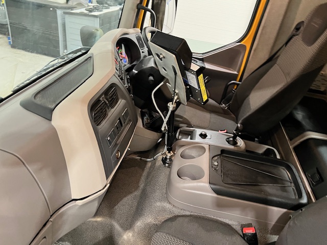 DAF LF 250 4×2 Sleeper Cab Gritter