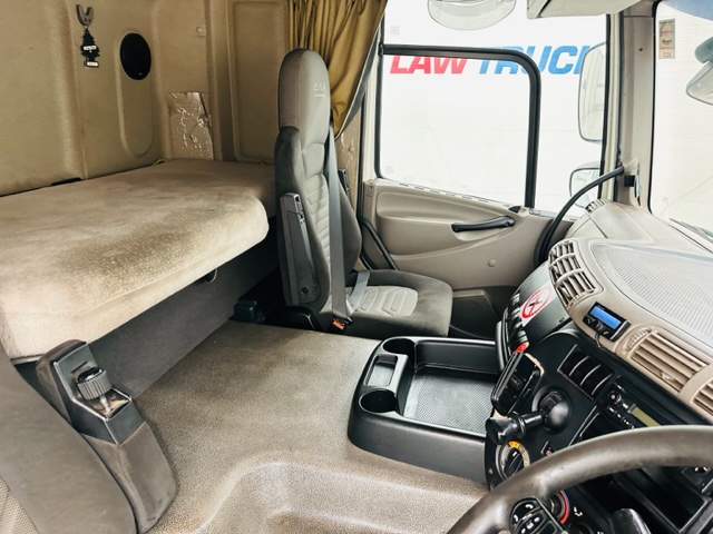DAF CF65 250 Sleeper Cab Curtainsider