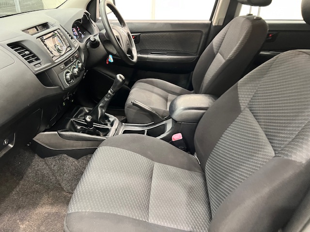 Toyota Hilux 2.5 D-4D 4×4 Double Cab Pick Up