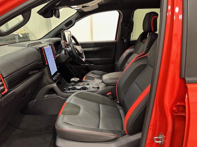 Ford Ranger Raptor 2.0 Auto 4×4 Pick Up