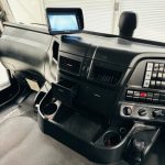 Iveco Stralis 310 Euro 6 6×2 Box Van - thumbnail
