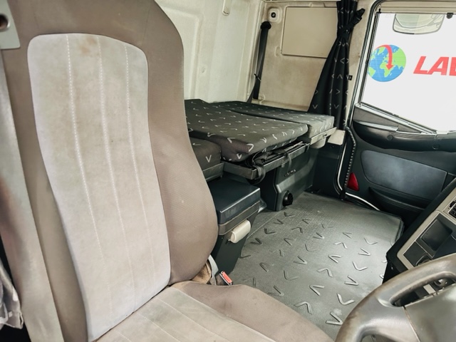 Iveco Stralis 450 4×2 Tractor Unit