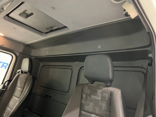 Mercedes Axor 1824 Day Cab Curtainsider