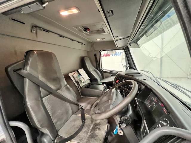 Volvo FM 300 6×2 20,000 Litre Fuel Tanker