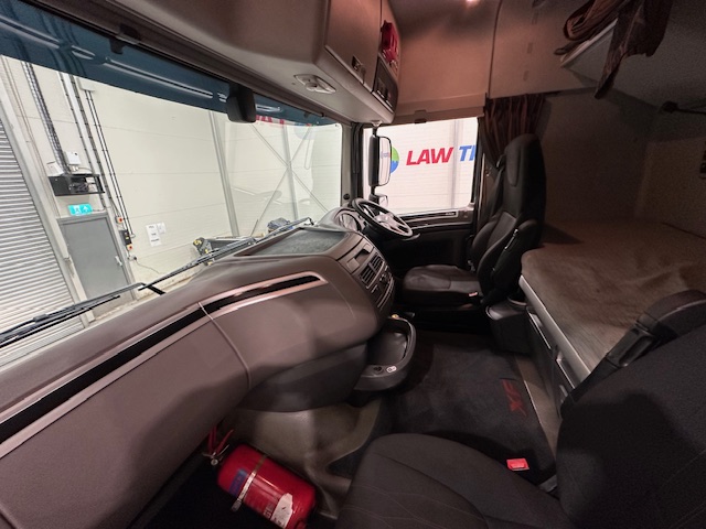 DAF XF 480 6×2 Midlift Tractor Unit