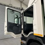 Scania P280 6×2 Rear Lift Day Cab Fridge Box - thumbnail