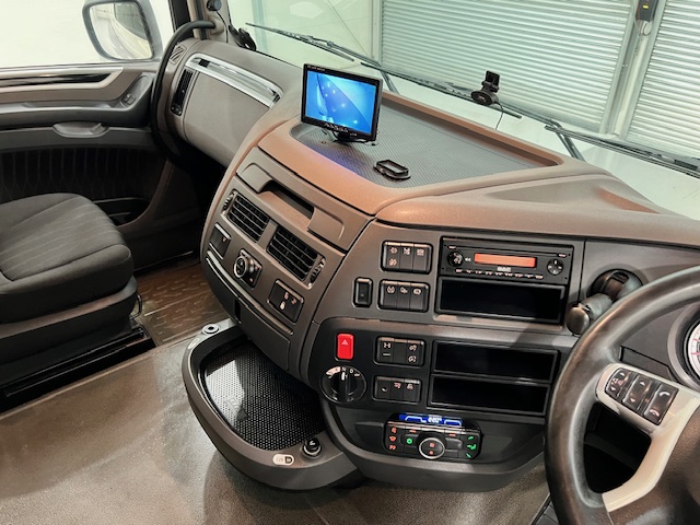 DAF XF 480 6×2 Midlift Tractor Unit