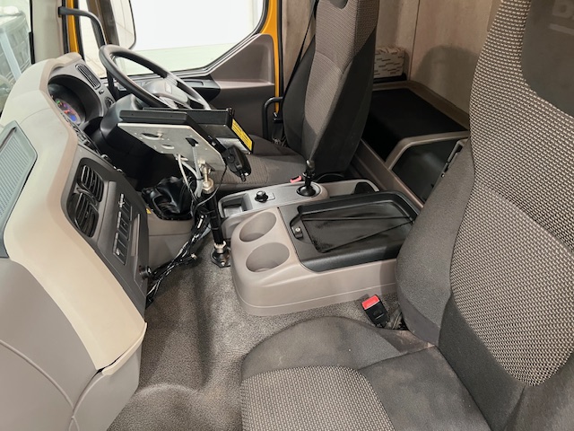DAF LF 250 4×2 Sleeper Cab Gritter