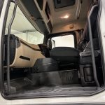 Mercedes Actros 2530 6×2 Sleeper Cab Curtainsider - thumbnail