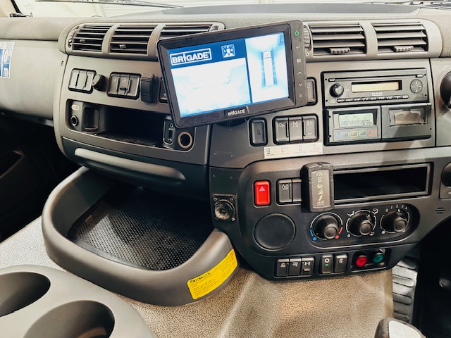 DAF CF 290 6×2 Rear Steer Fridge Box