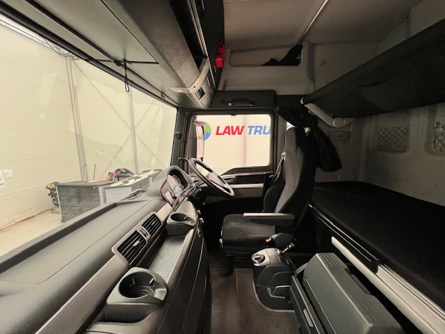 MAN TGX 26.440 6×2 Midlift Tractor Unit