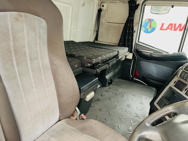 Iveco Stralis 450 4×2 Tractor Unit