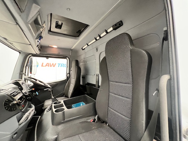 Mercedes Axor 1824 Day Cab Box Van