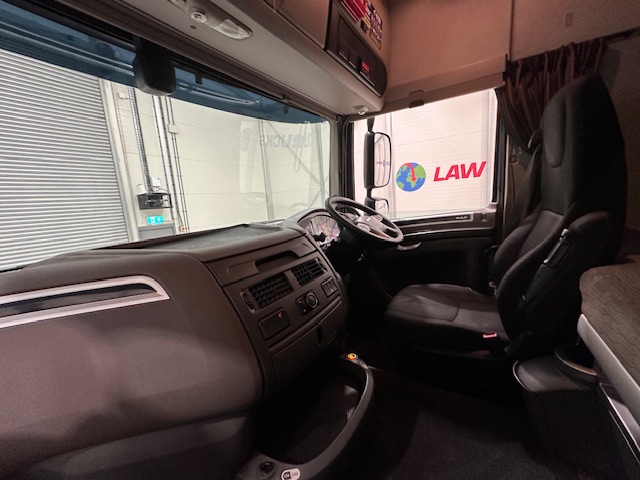DAF XF 480 6×2 Midlift Tractor Unit
