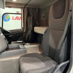 DAF CF 250 4×2 Sleeper Cab Curtainsider - thumbnail
