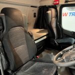 Mercedes Actros 2533 6×2 Sleeper Cab Curtainsider - thumbnail