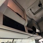 Volvo FM 330 6×2 Rear Lift Sleeper Cab Flatbed - thumbnail