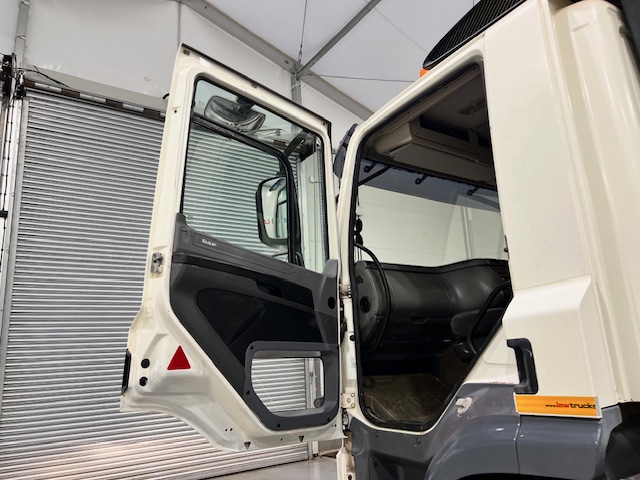 DAF CF 370 8×4 Rest Cab Concrete Mixer