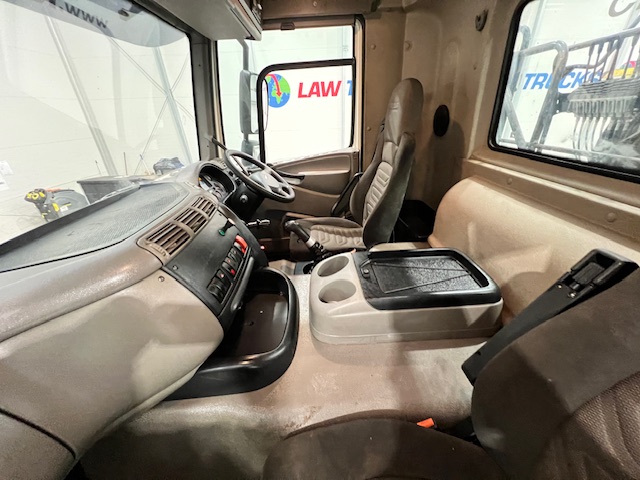 DAF CF85 410 8×4 Day Cab Steel Tipper Grab