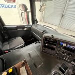 Scania P380 8×4 Day Cab Hookloader Manual - thumbnail