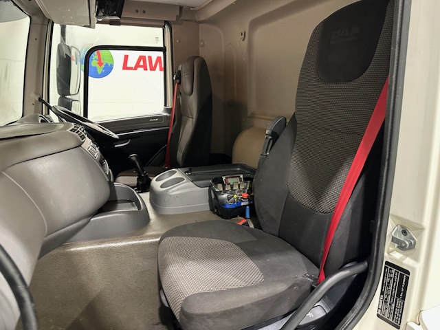 DAF CF 370 6×2 Rear Lift Dropside Brick Grab Manual