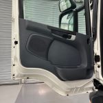 Scania P280 6×2 Rear Lift Day Cab Fridge Box - thumbnail