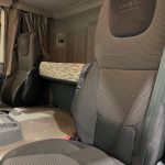 DAF CF 250 4×2 Sleeper Cab Curtainsider - thumbnail