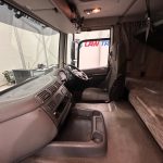 DAF CF 330 6×2 Rear Lift Sleeper Cab Curtainsider - thumbnail