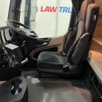Mercedes Actros 2530 6×2 Sleeper Cab Curtainsider - thumbnail