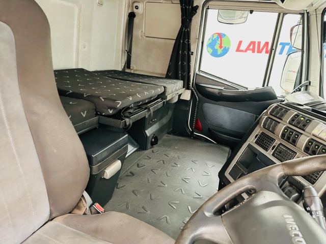 Iveco Stralis 450 4×2 Tractor Unit