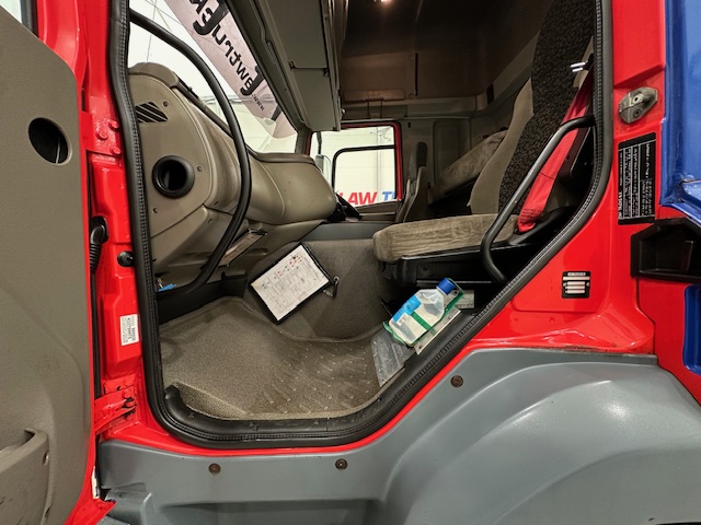 DAF CF85 410 6×2 Midlift Tractor Unit