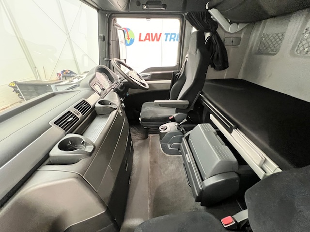 MAN TGX 26.440 6×2 Midlift Tractor Unit