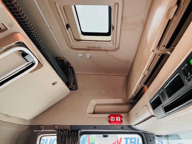 Scania R450 6×2 Midlift Topline Tractor Unit