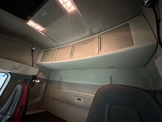 Volvo FH 500 Euro 5 6×2 Midlift Tractor Unit