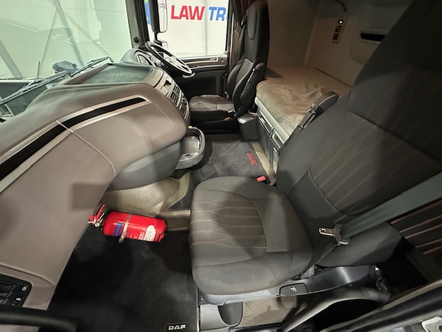 DAF XF 480 6×2 Midlift Tractor Unit