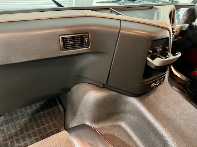 Volvo FM 450 6×2 Midlift Tractor Unit