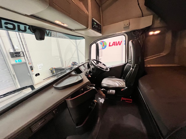 Volvo FH 500 6×2 Midlift Tractor Unit