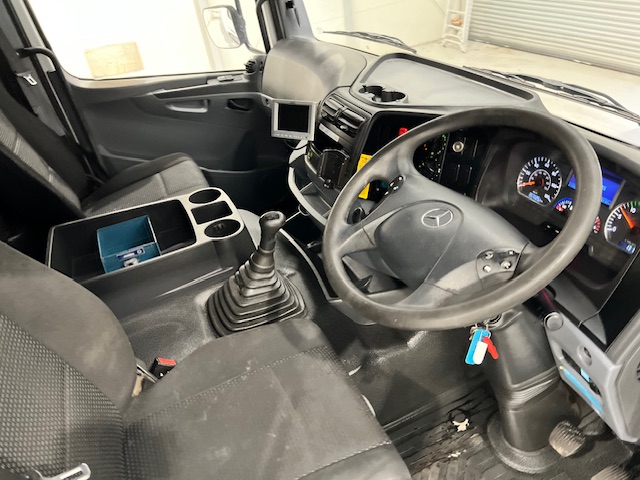 Mercedes Axor 1824 Day Cab Fridge Box Van
