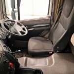 DAF CF75 310 Rear Lift Sleeper Cab Curtainsider - thumbnail