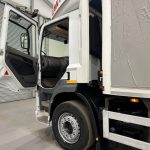 DAF CF 330 Rear Lift Day Cab Fridge Box - thumbnail