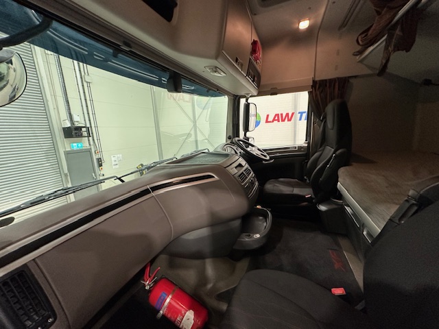 DAF XF 480 6×2 Midlift Tractor Unit